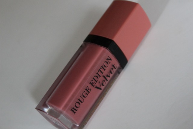Don't Pink Of It rouge edition velvet bourjois