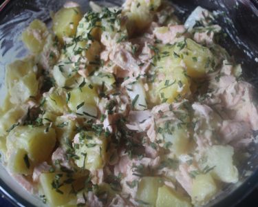 salade de pommes de terre et saumon